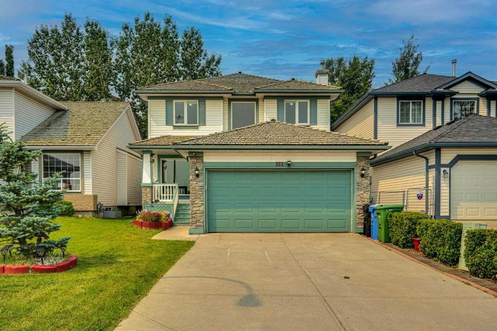 332 Harvest Hills Drive NE — photo 1