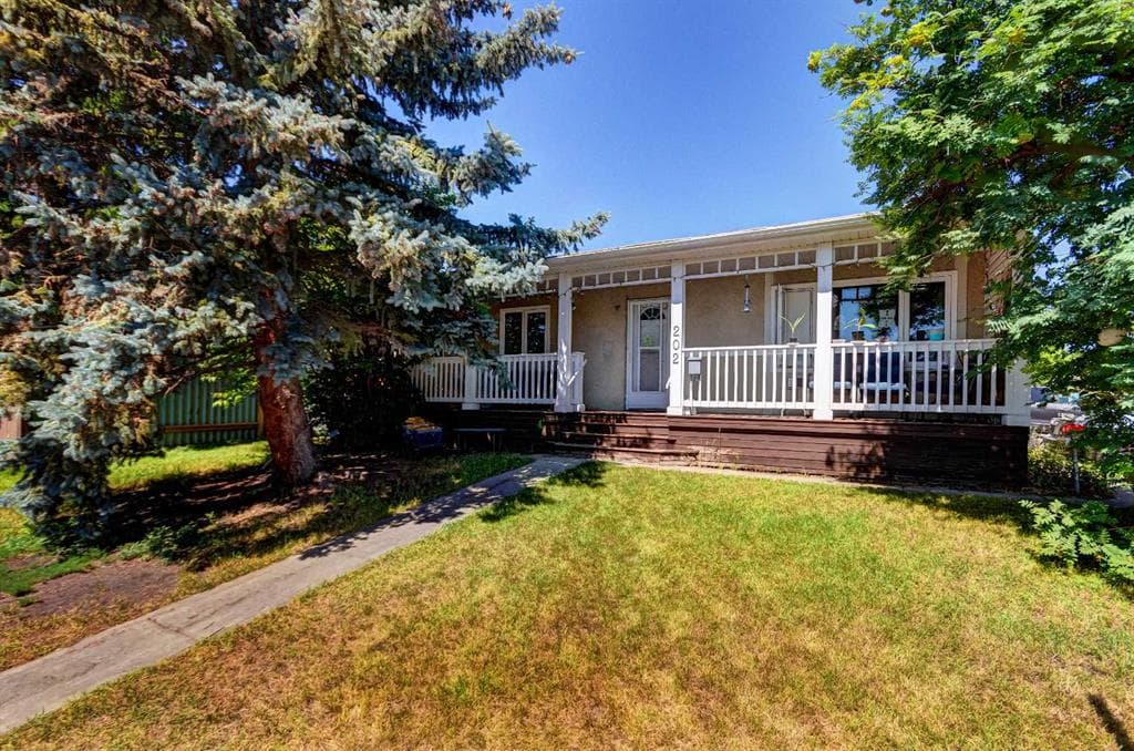 202 Olympia Drive SE — photo 1