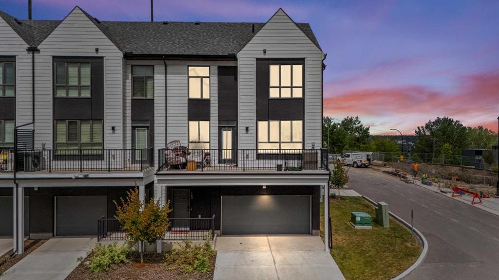 105 Sovereign Common SW — photo 1