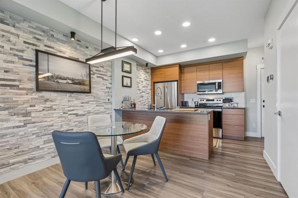 1-bed Apartment for sale at 316, 19661 40 Street SE, Calgary