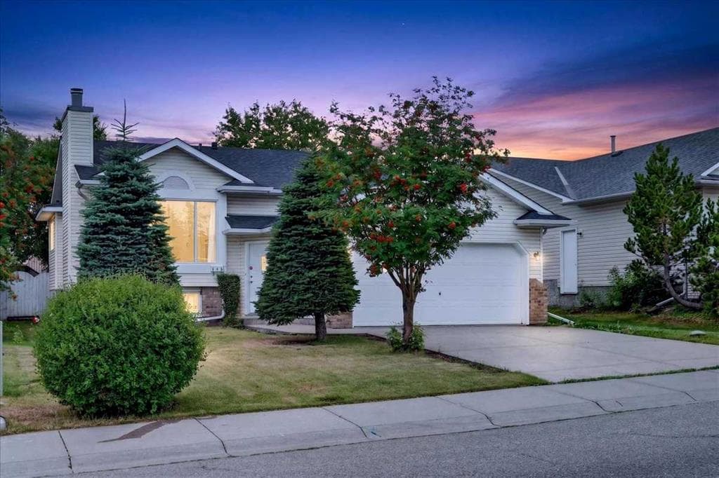 3-bed Detached for sale at 273 Sandarac Drive NW, Calgary