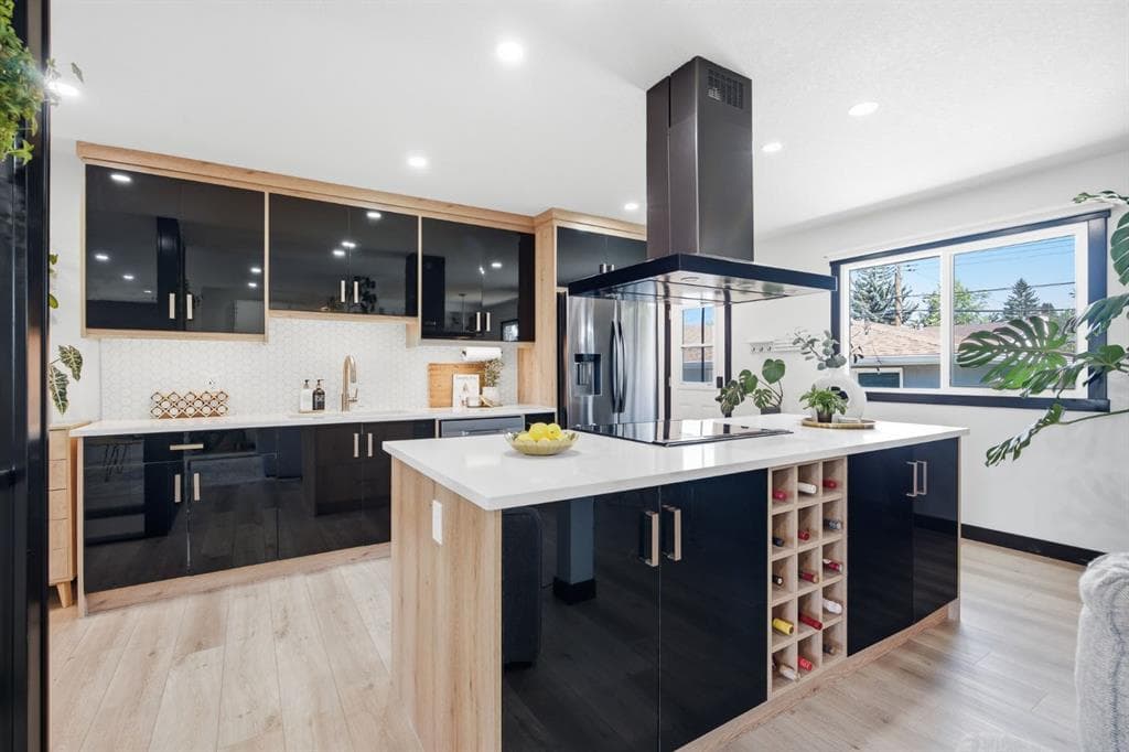 180 Huntford Road NE — photo 1