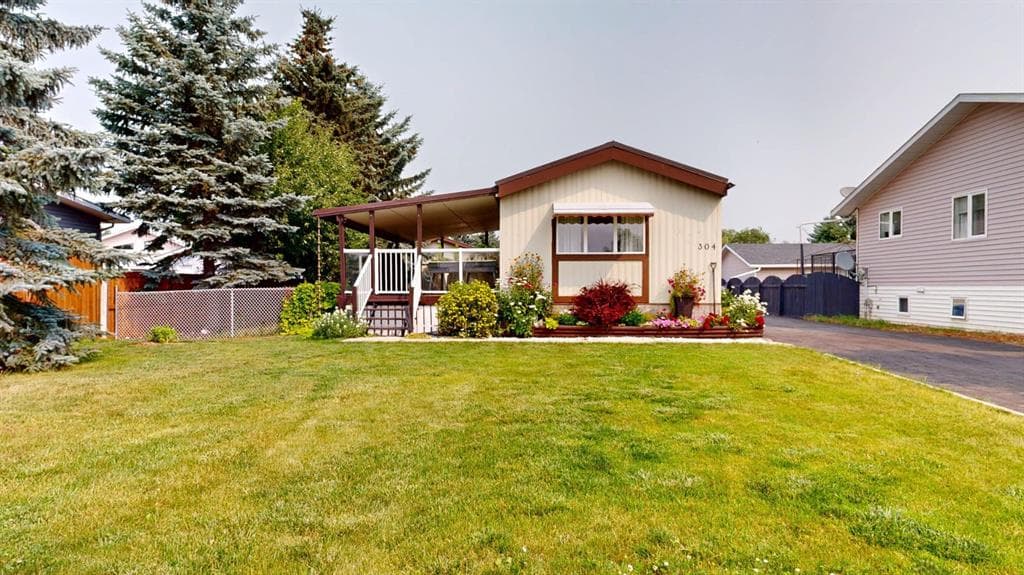 304 Slade Drive — photo 1
