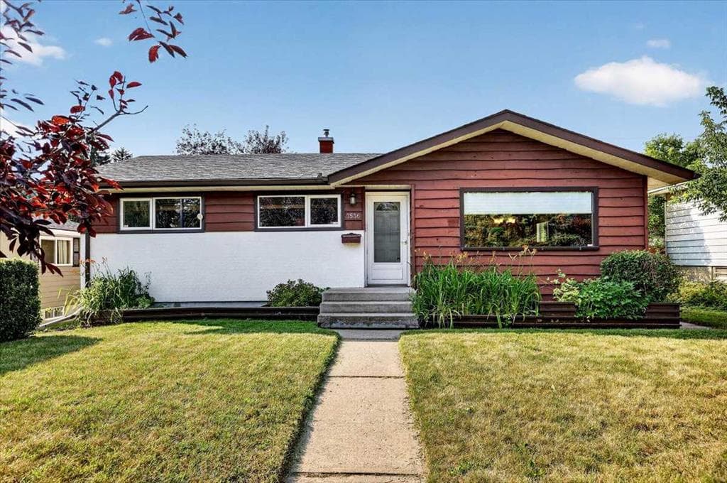 7536 Fleetwood Drive SE — photo 1