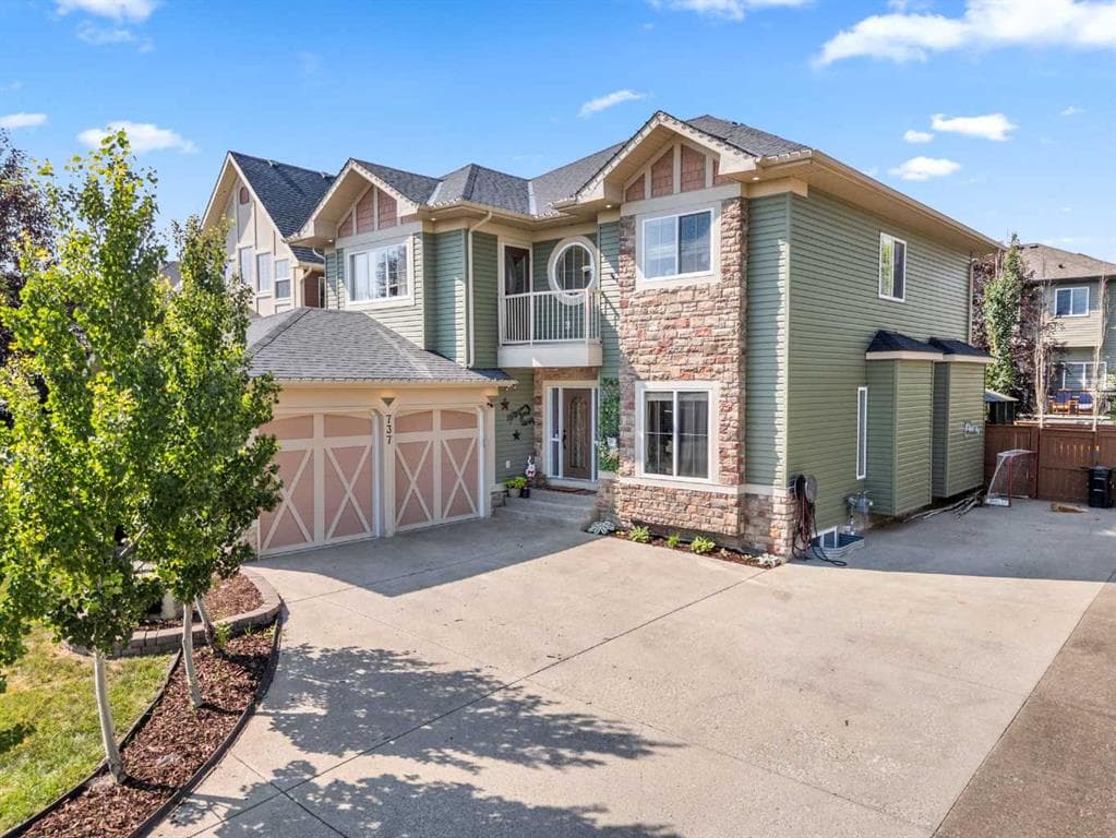 4-bed Detached for sale at 737 Canoe Avenue SW, Airdrie