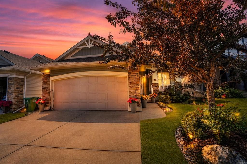 3-bed Detached for sale at 92 Sunset Circle, Cochrane