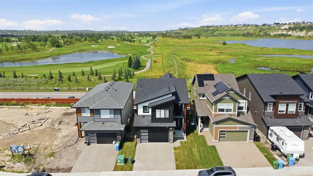 3-bed Detached for sale at 77 Wolf Hollow Villas SE, Calgary