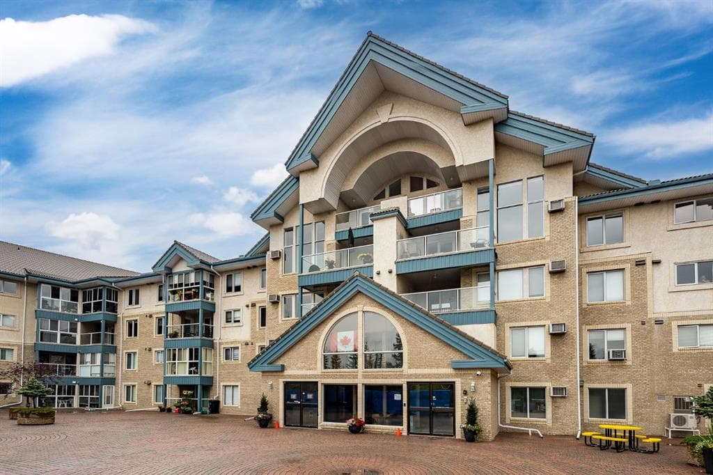 2-bed Apartment for sale at 306, 7239 Sierra Morena Boulevard SW, Calgary