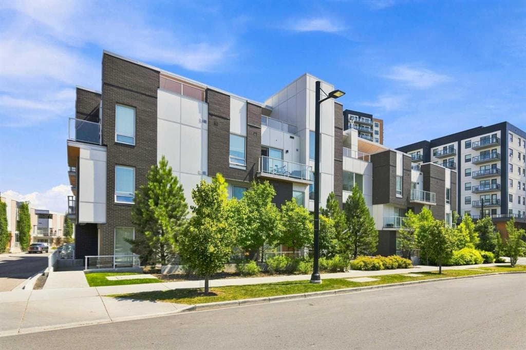 2-bed Apartment for sale at 408, 3130 Thirsk Street NW, Calgary