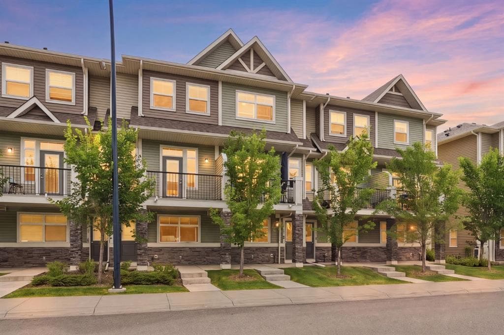 2-bed Townhouse for sale at 187 Legacy Common SE, Calgary