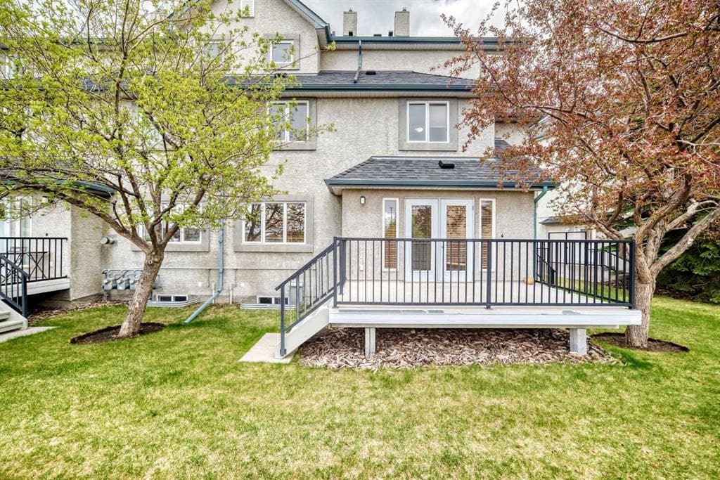 3-bed Townhouse for sale at 156 Simcoe Place SW, Calgary