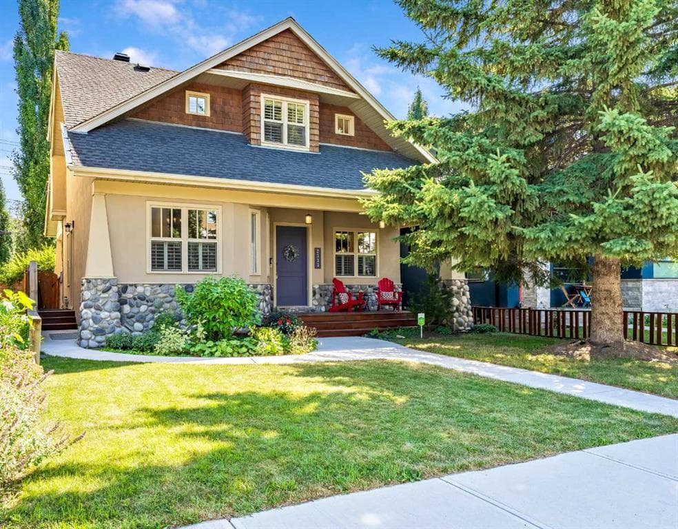 4-bed Detached for sale at 2333 Westmount Road NW, Calgary