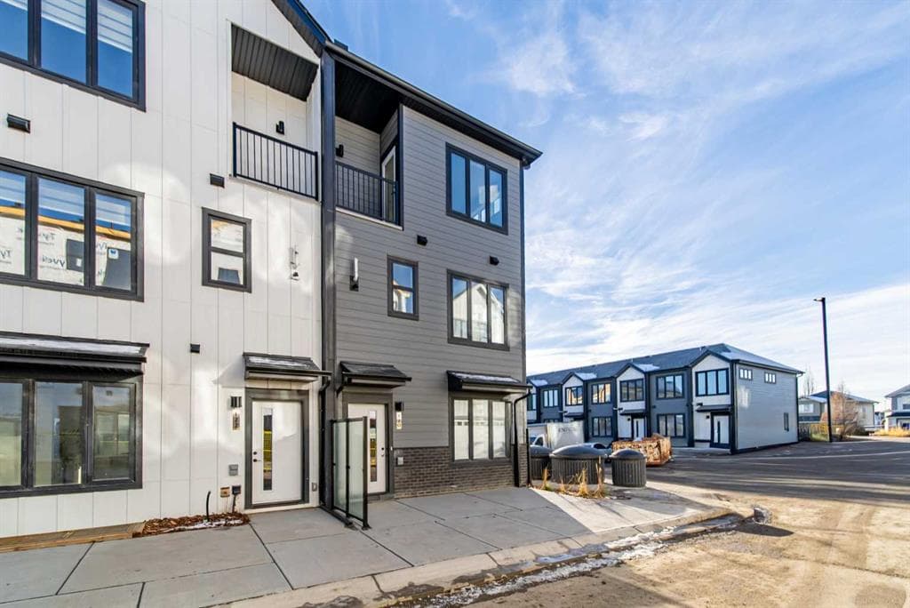 3-bed Townhouse for sale at 702A, 154 Arbour Lake Court NW, Calgary