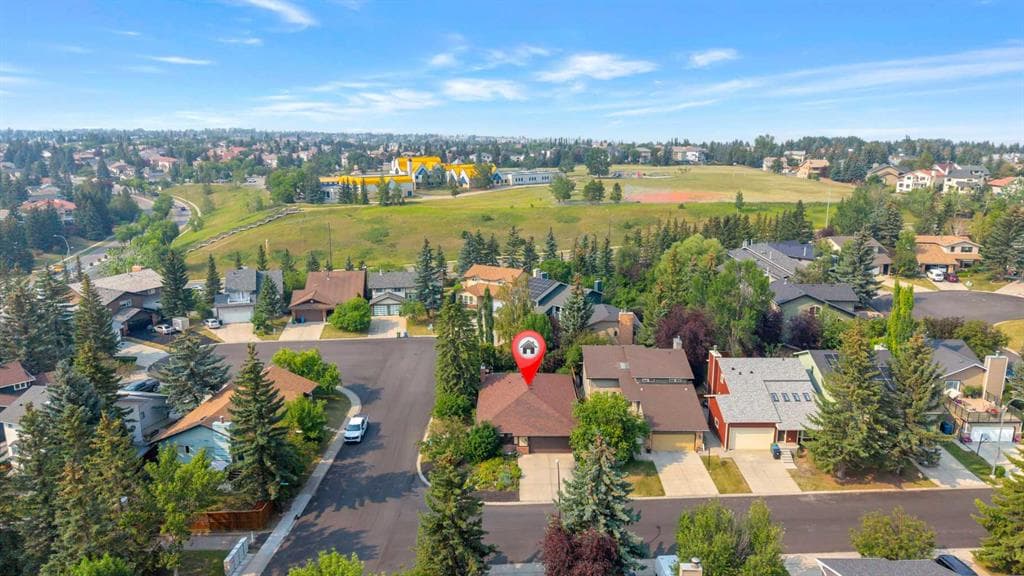 80 Edforth Way NW — photo 1