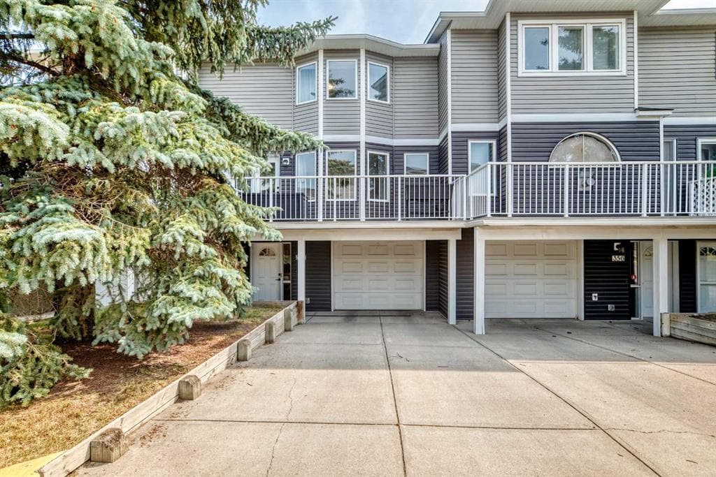357 Regal Park NE — photo 1