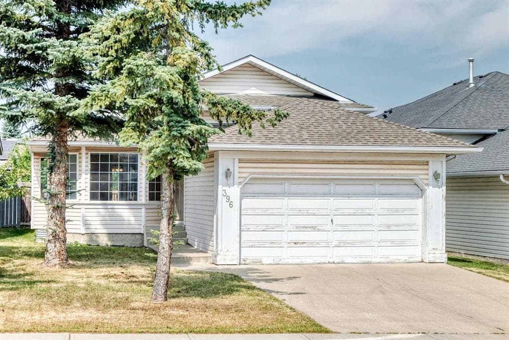 396 Hawkstone Drive NW — photo 1