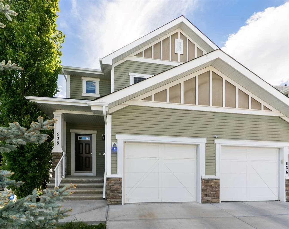 638 River Heights Crescent — photo 1