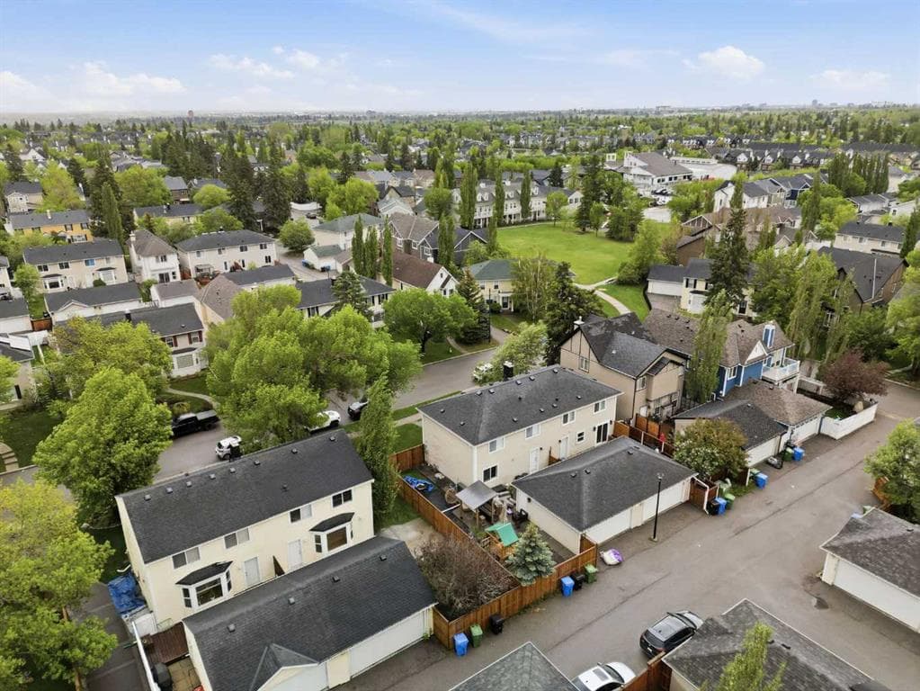 172 Somme Manor SW — photo 1