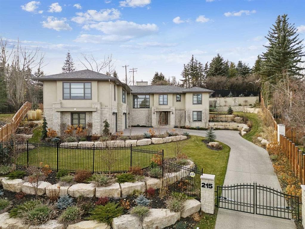 215 Patton Court SW — photo 1