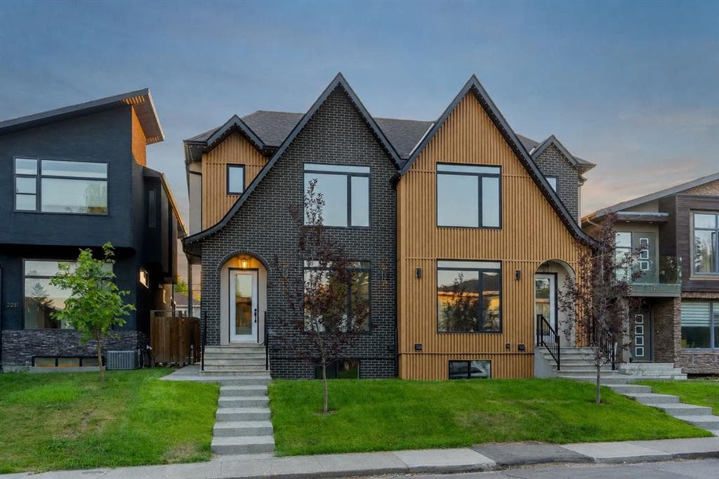 2229 36 Street SW — photo 1