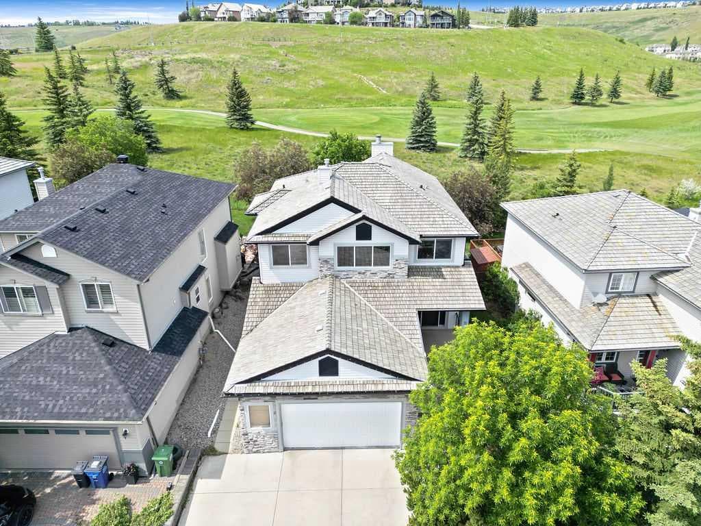 4-bed Detached for sale at 31 Gleneagles Terrace, Cochrane