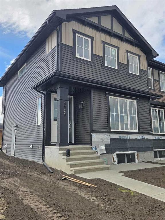 3-bed Townhouse for sale at 187 Lanark Gate SE, Airdrie