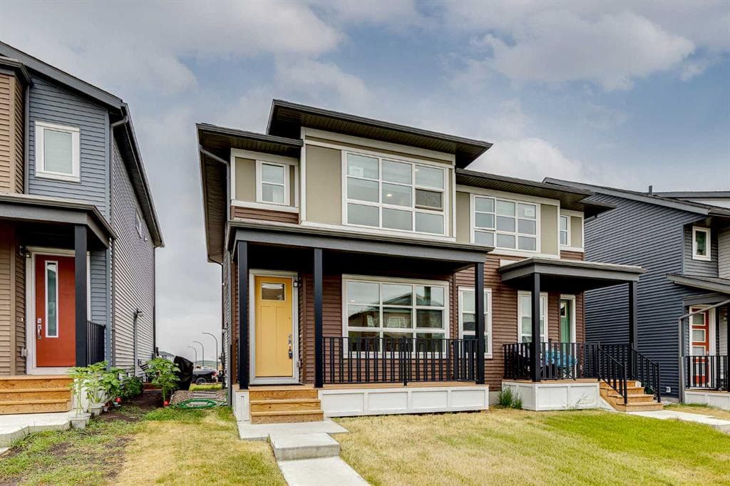 4-bed Semi-detached for sale at 172 Belmont Way SW, Calgary