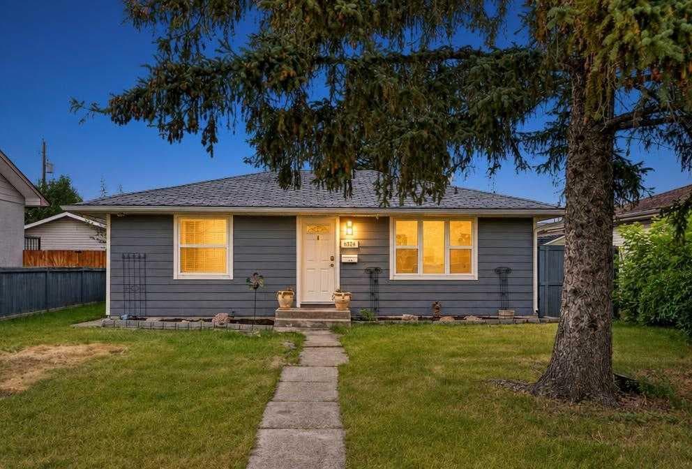 2-bed Detached for sale at 6324 Bowmont Crescent NW, Calgary