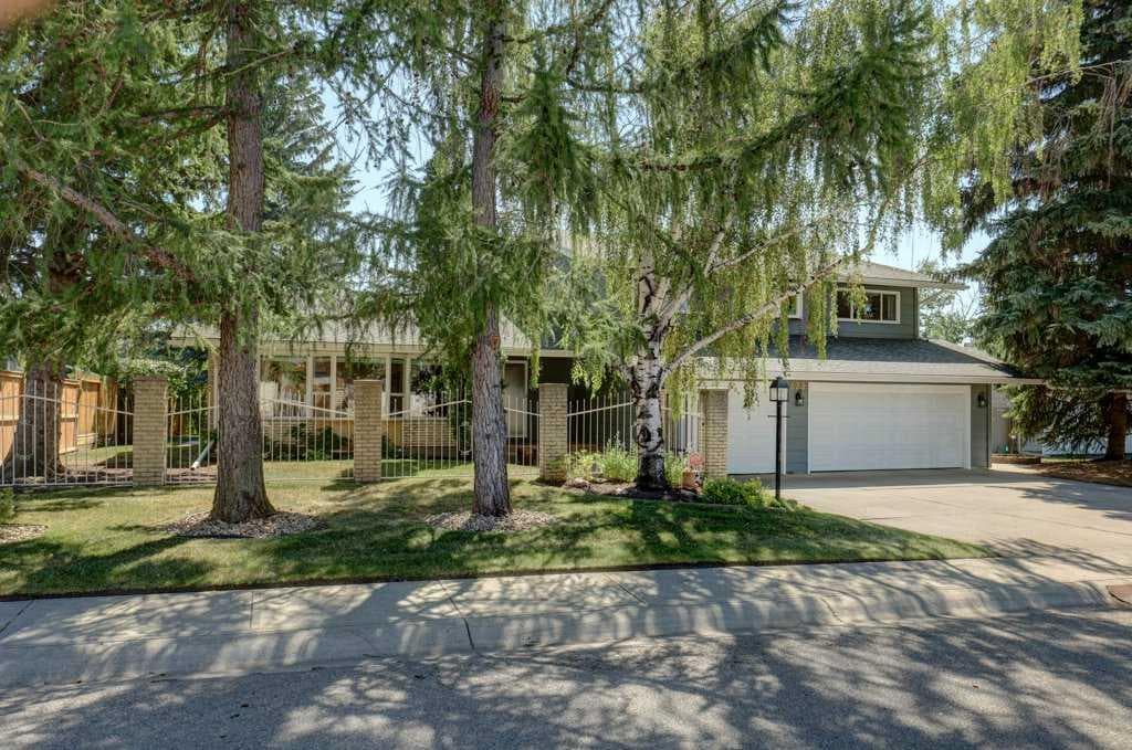 5-bed Detached for sale at 223 Willow Ridge Place SE, Calgary