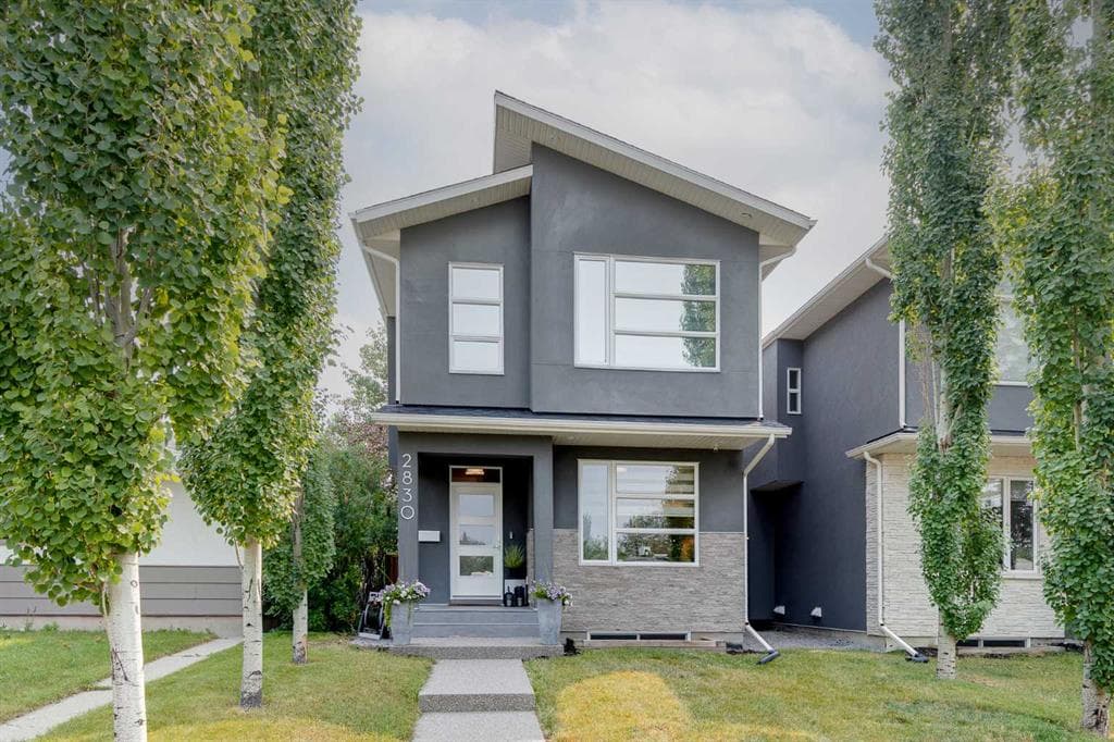 2830 42 Street SW — photo 1