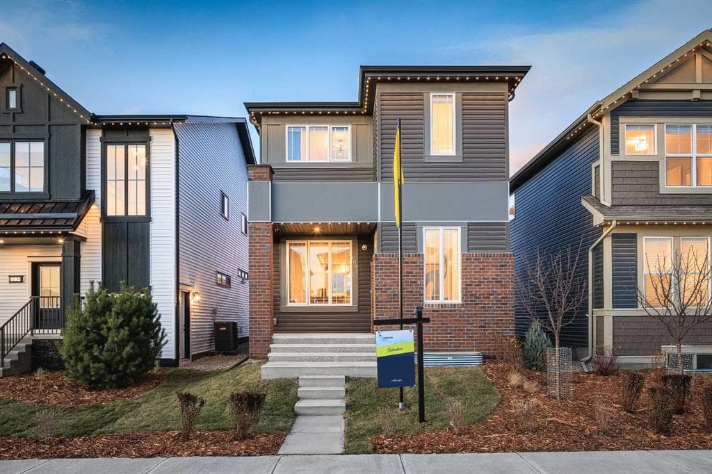4-bed Detached for sale at 906 Chinook Winds Meadow SW, Airdrie
