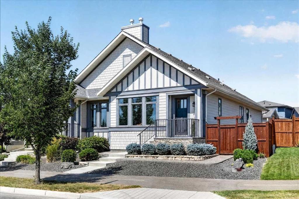 3-bed Semi-detached for sale at 24 Mahogany Gardens SE, Calgary