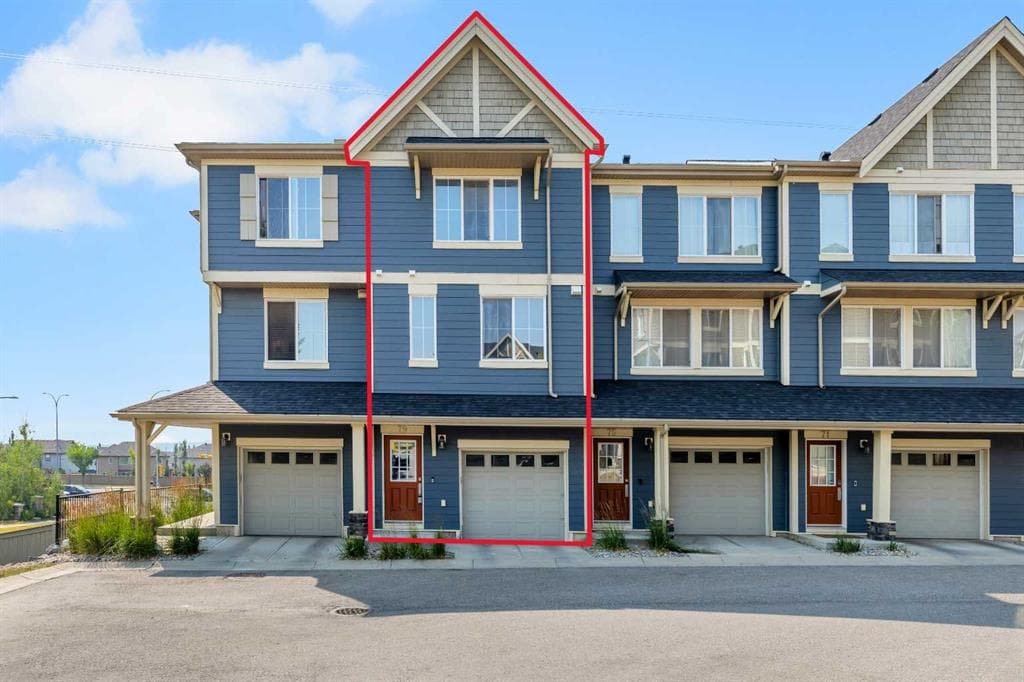 79 Evansview Gardens NW — photo 1