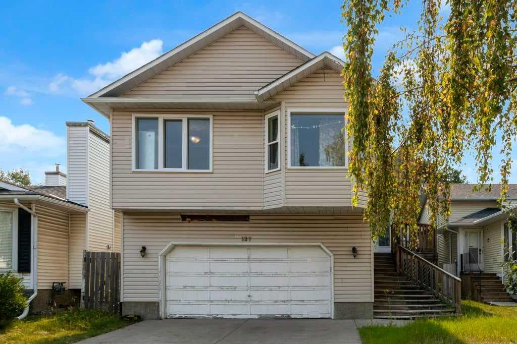 9-bed Detached for sale at 127 Scenic Cove Circle NW, Calgary