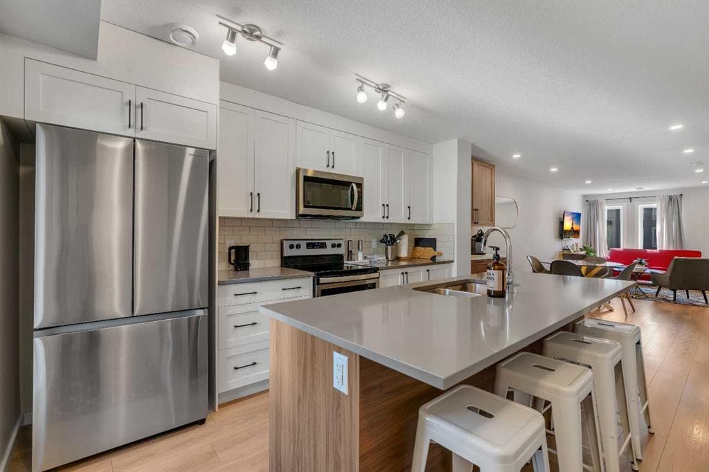 3-bed Townhouse for sale at 312, 19500 37 Street SE, Calgary