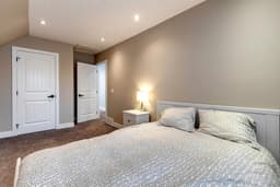 Thumbnail 38