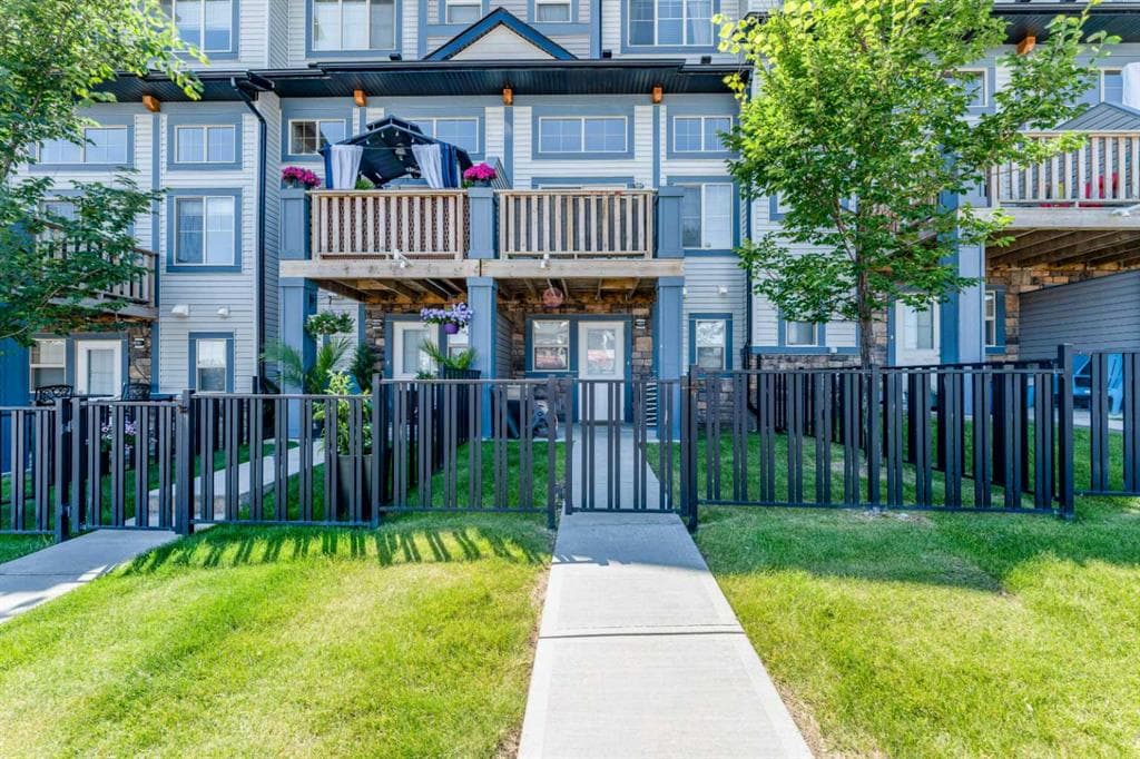416 Sage Hill Grove NW — photo 1