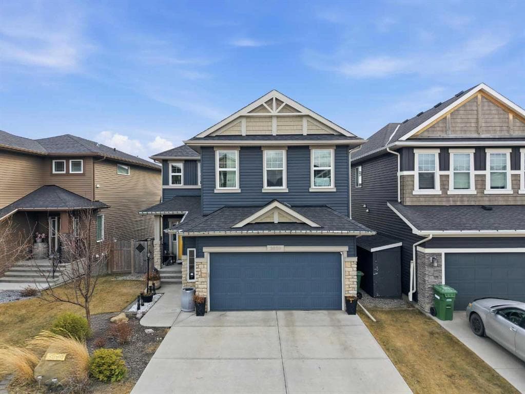 5-bed Detached for sale at 2620 Ravenslea Gardens SE, Airdrie