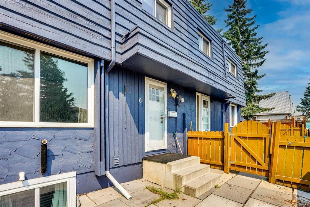 3-bed Townhouse for sale at 6, 6404 4A Street NE, Calgary