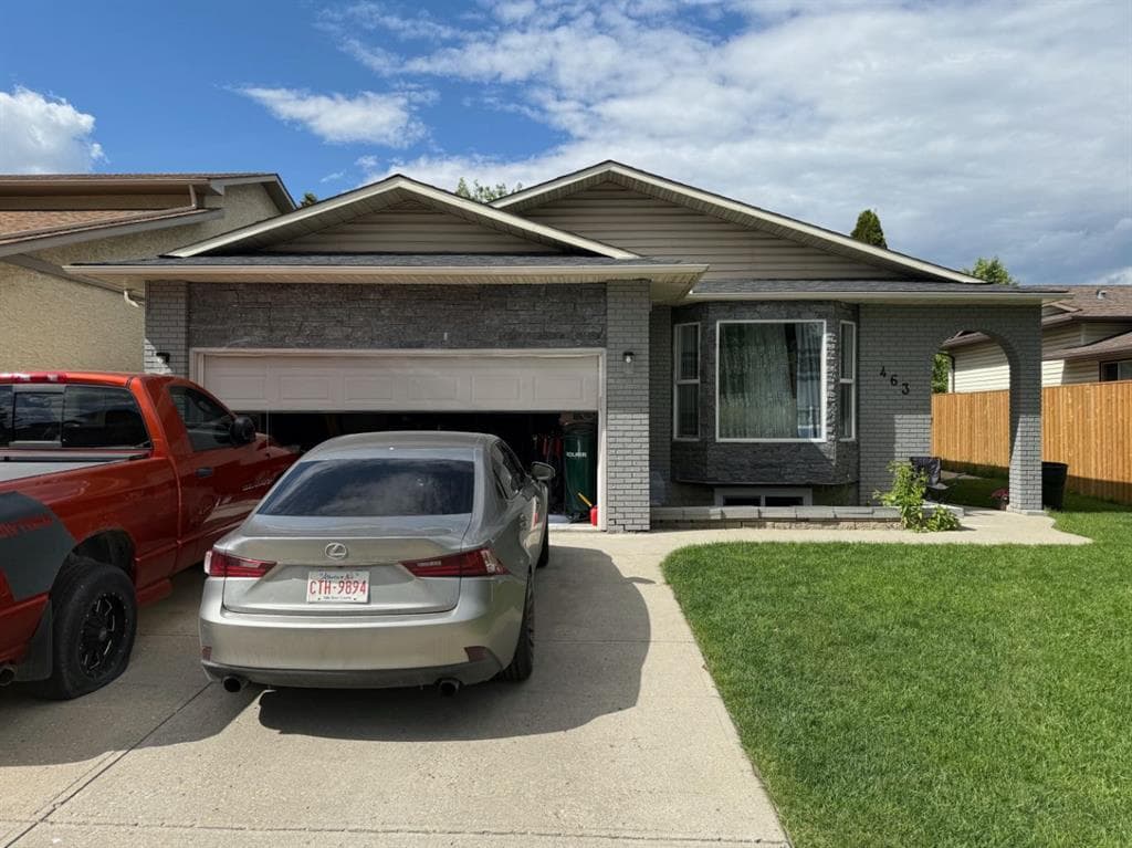 4-bed Detached for sale at 463 Templeton Road NE, Calgary