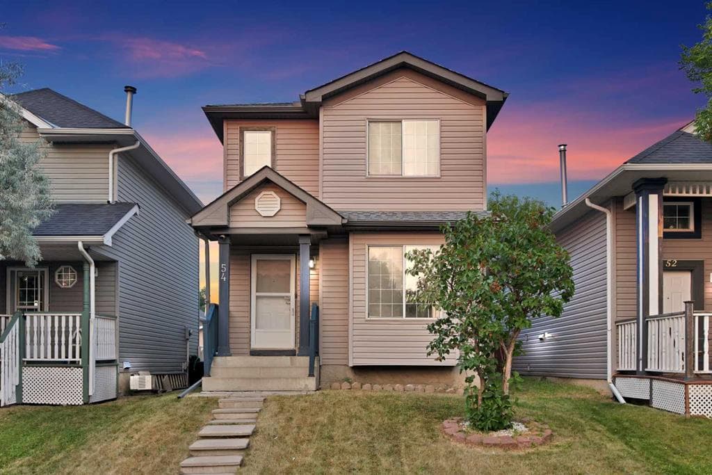 54 MARTINRIDGE Road NE — photo 1