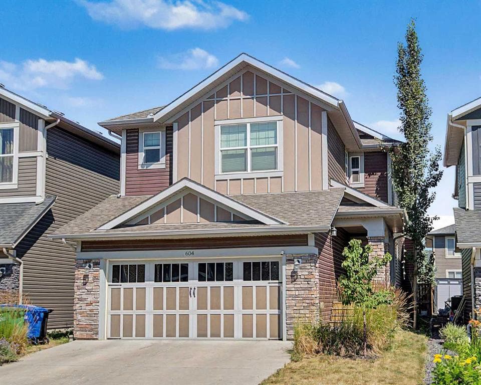 3-bed Detached for sale at 604 Midtown Place SW, Airdrie