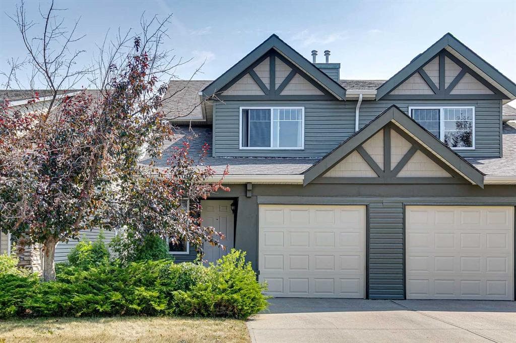 148 Everstone Drive SW — photo 1