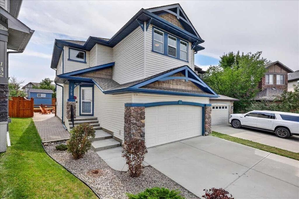 128 Cranberry Circle SE — photo 1