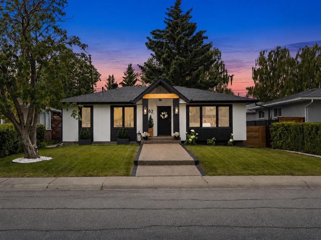 67 Hollyburn Road SW — photo 1
