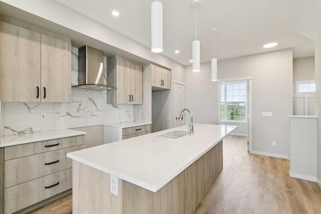 29 Hotchkiss Road SE — photo 1