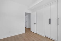 Thumbnail 38