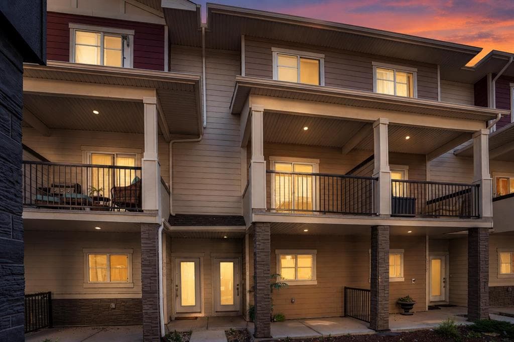 3-bed Townhouse for sale at 410, 95 Skyview Close NE, Calgary