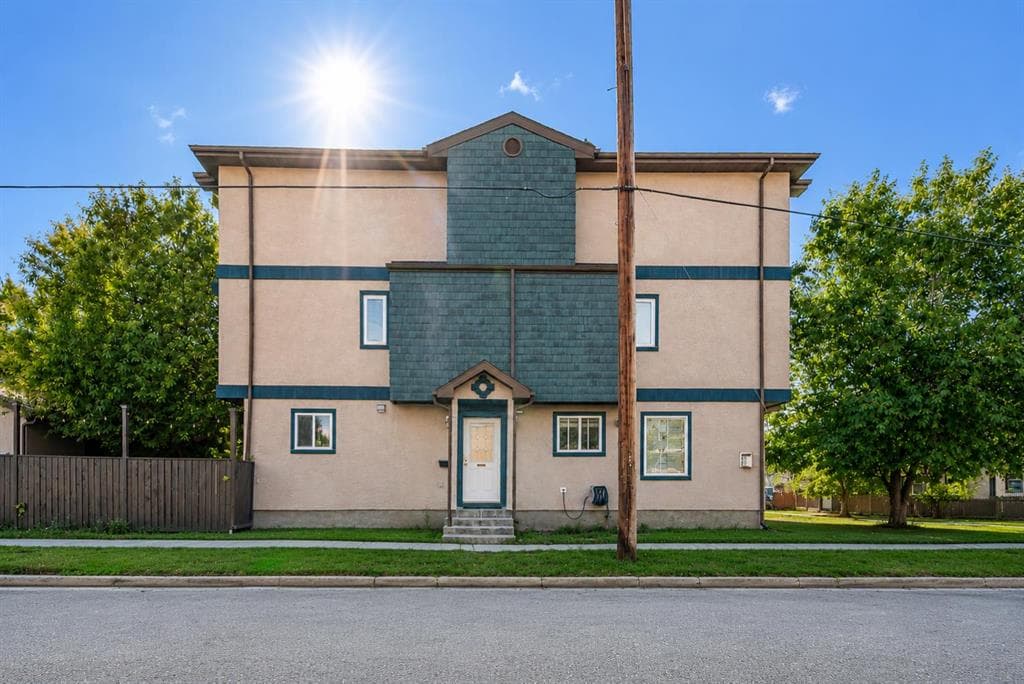 3-bed Townhouse for sale at 2, 821 Mcdougall Road NE, Calgary
