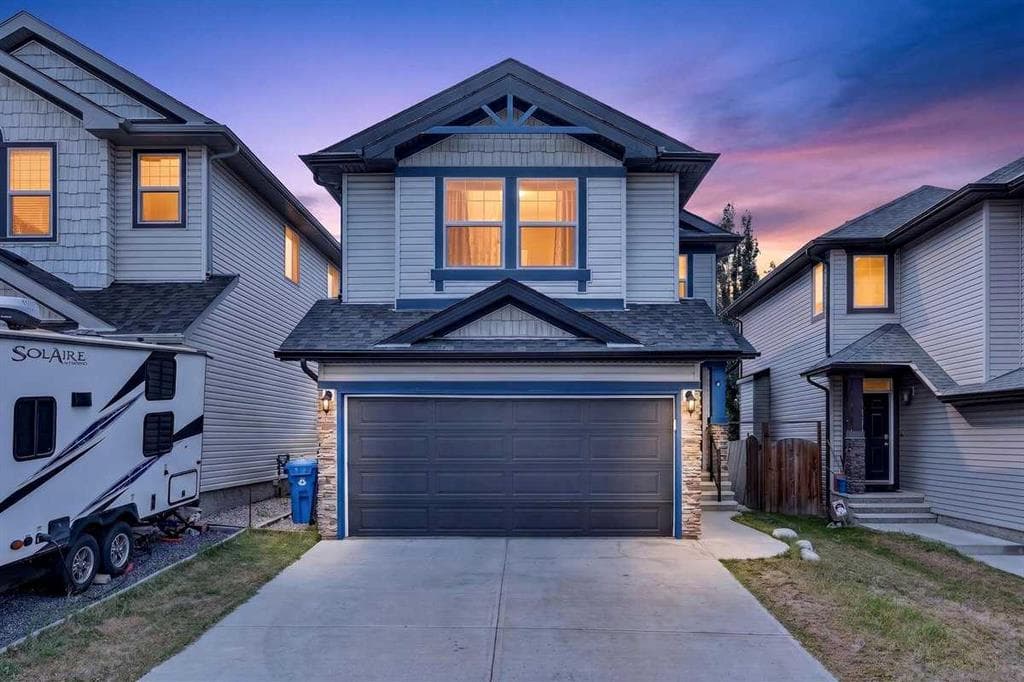 377 Panora Way NW — photo 1